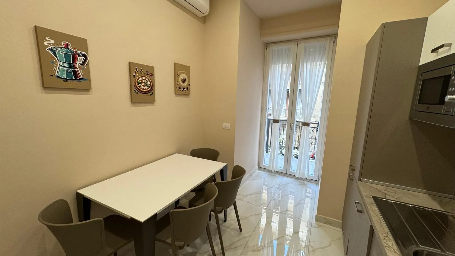 Apartment Arena'S Home Napoli